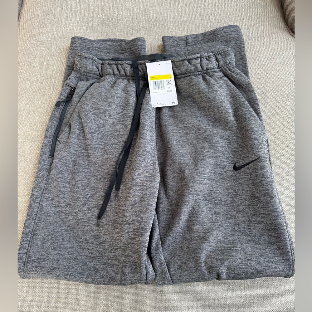 Nike Men’s Therma-FIT training sweatpants NWT, size S, color heathered gray.